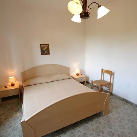 L' Oleandro 坎普码港