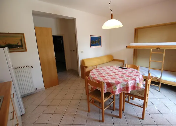 公寓 L' Oleandro *